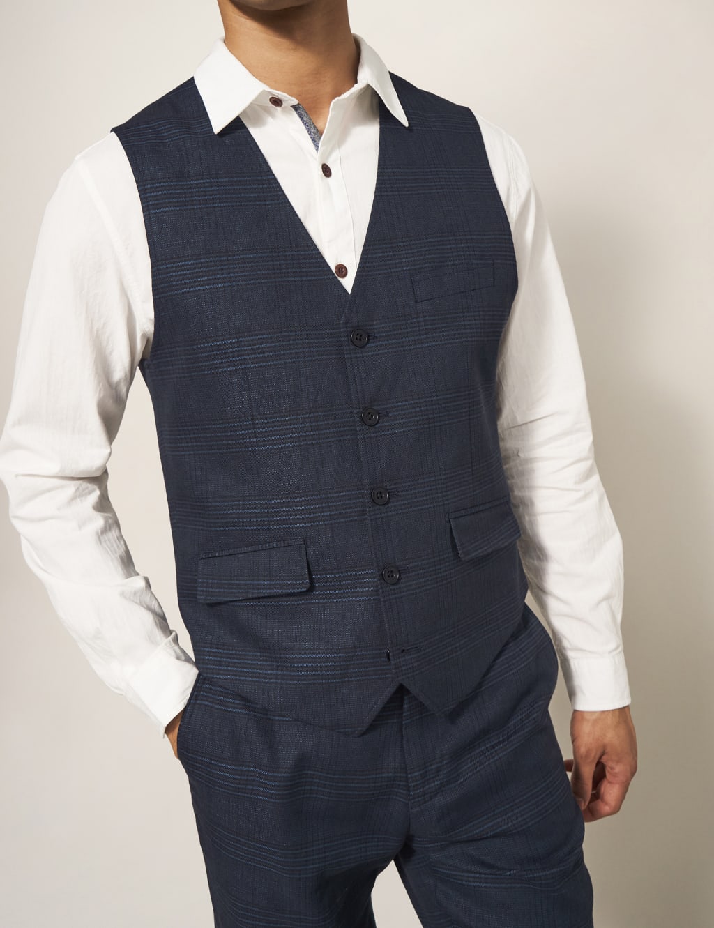 Regular Fit Linen Blend Check Waistcoat image 2
