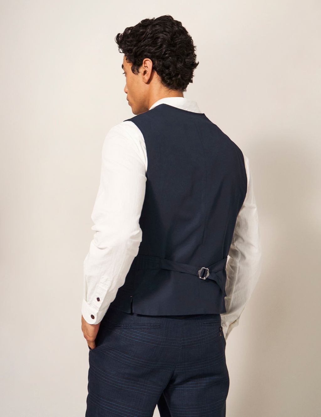 Regular Fit Linen Blend Check Waistcoat image 3