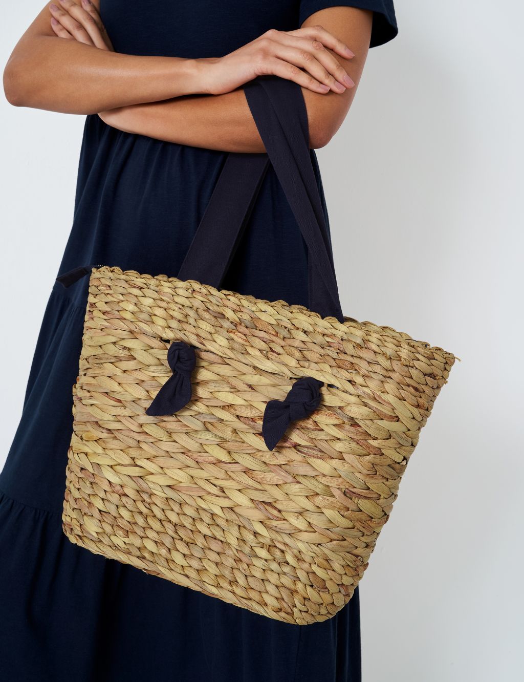 Straw Woven Tote Bag image 1