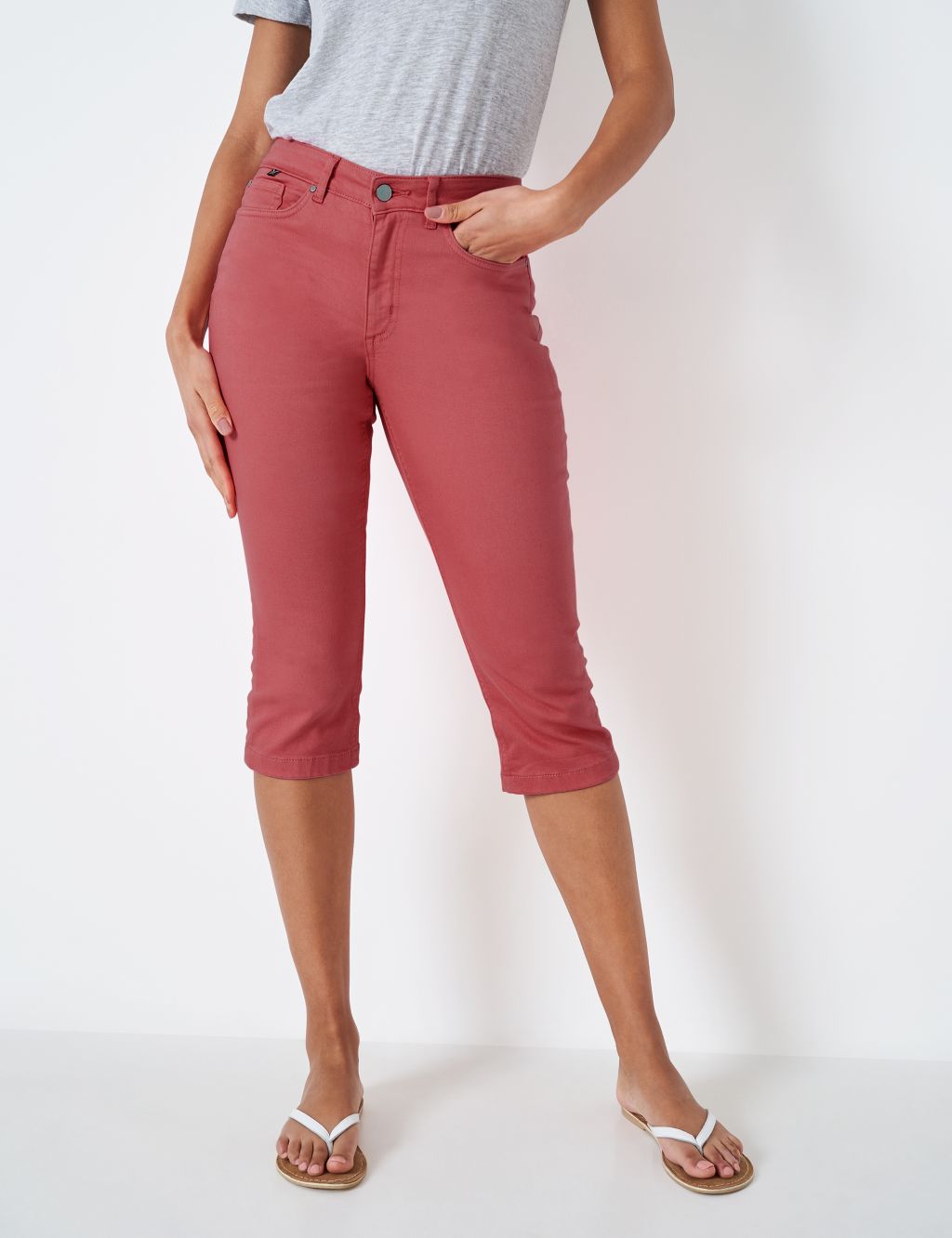 Skinny Cropped Jeans image 2