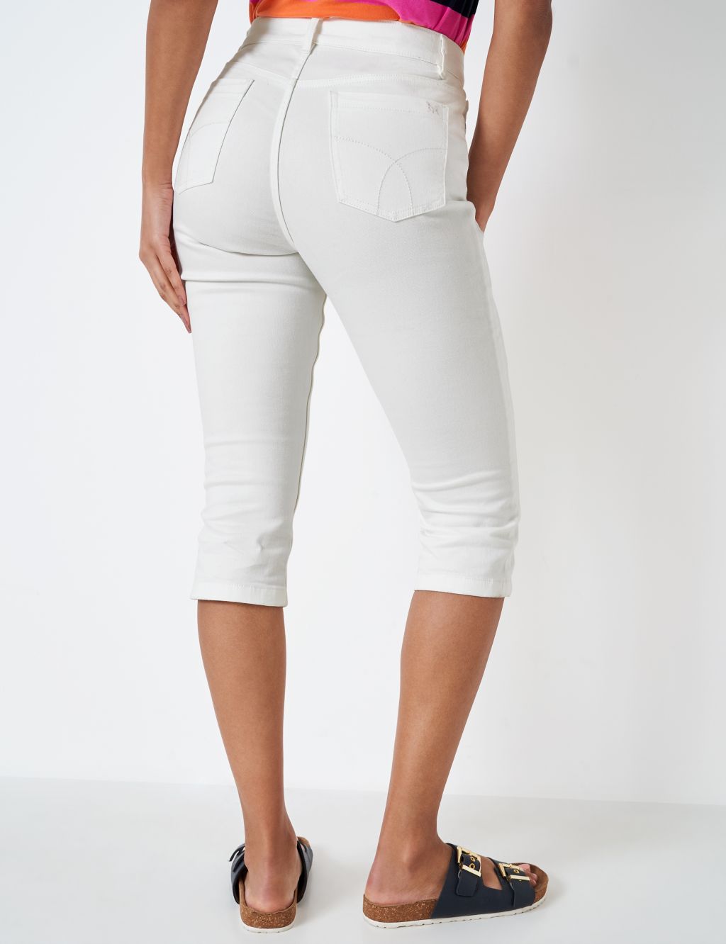 Skinny Cropped Jeans image 3