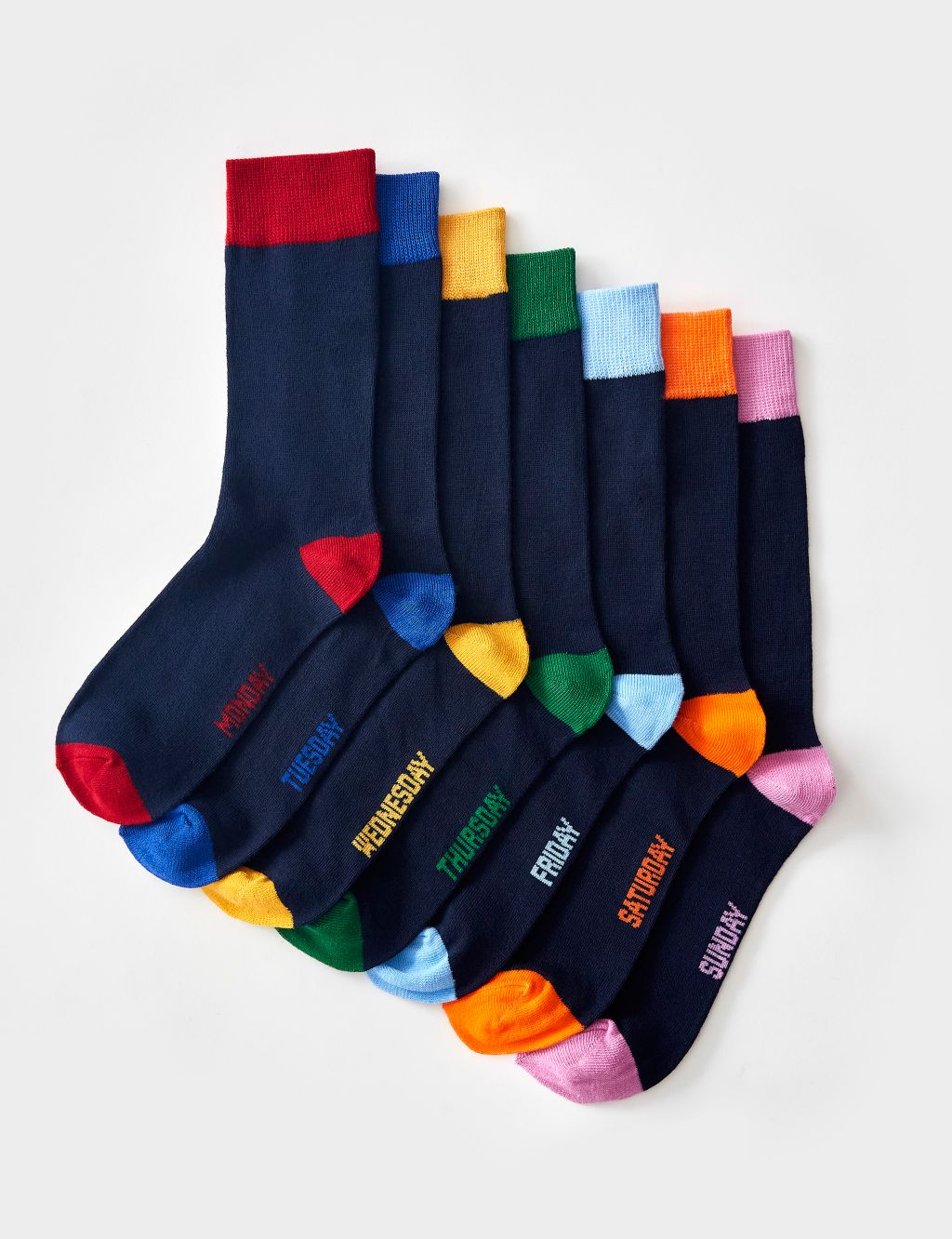 7pk Embroidered Socks