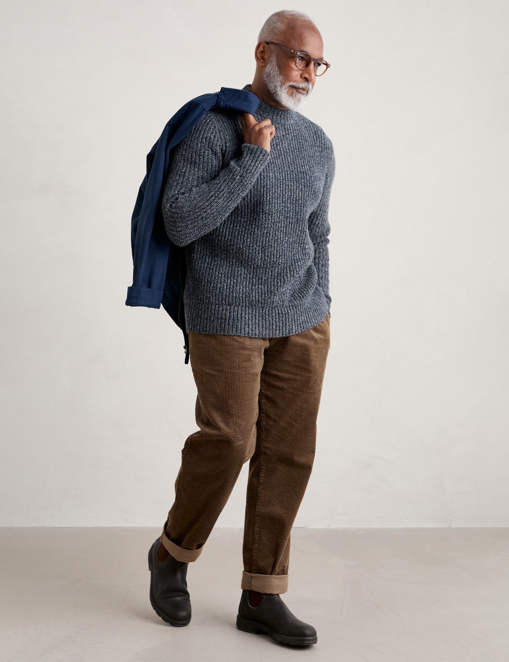 Lambswool Rich Ribbed Crew Neck Jumper image 3