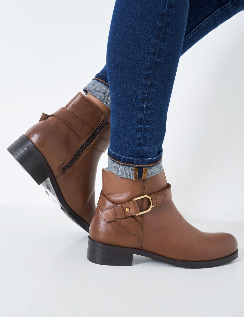 Flat hot sale heel footwear