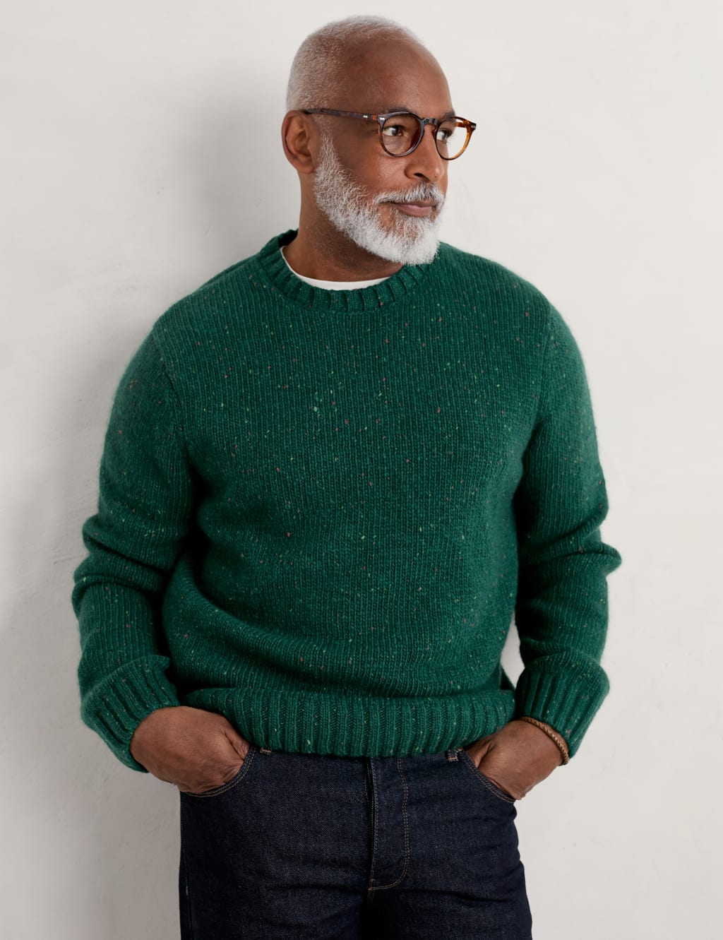 Men's roundneck sweater on sale