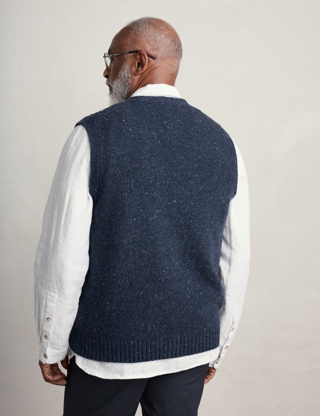 Merino Wool Rich Cable V-Neck Knitted Vest image 4