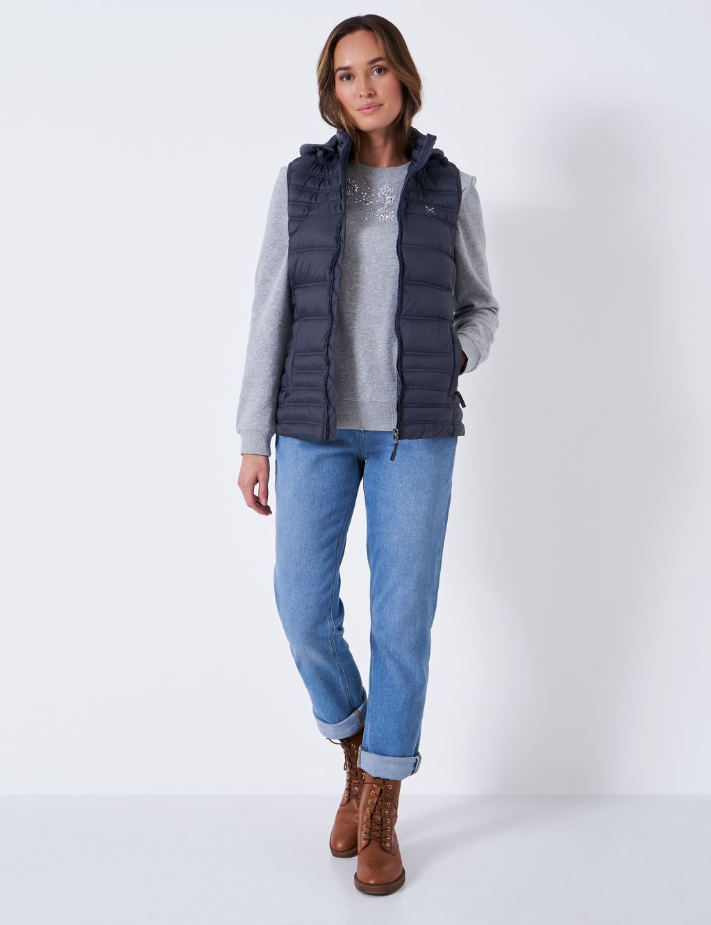 Lightweight Quilted Hooded Gilet image 3