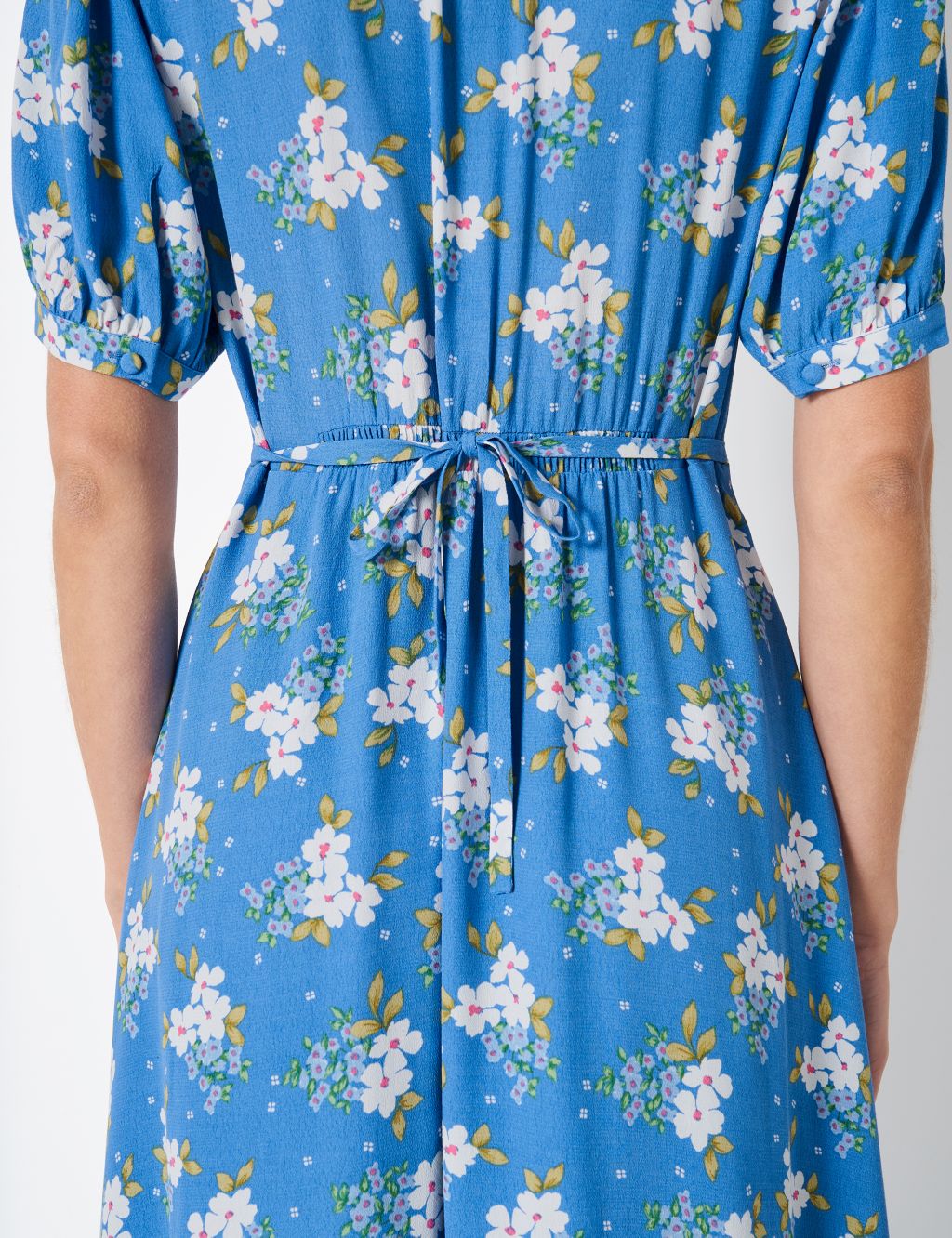 Floral V-Neck Tie Waist Midi Tea Dress image 4