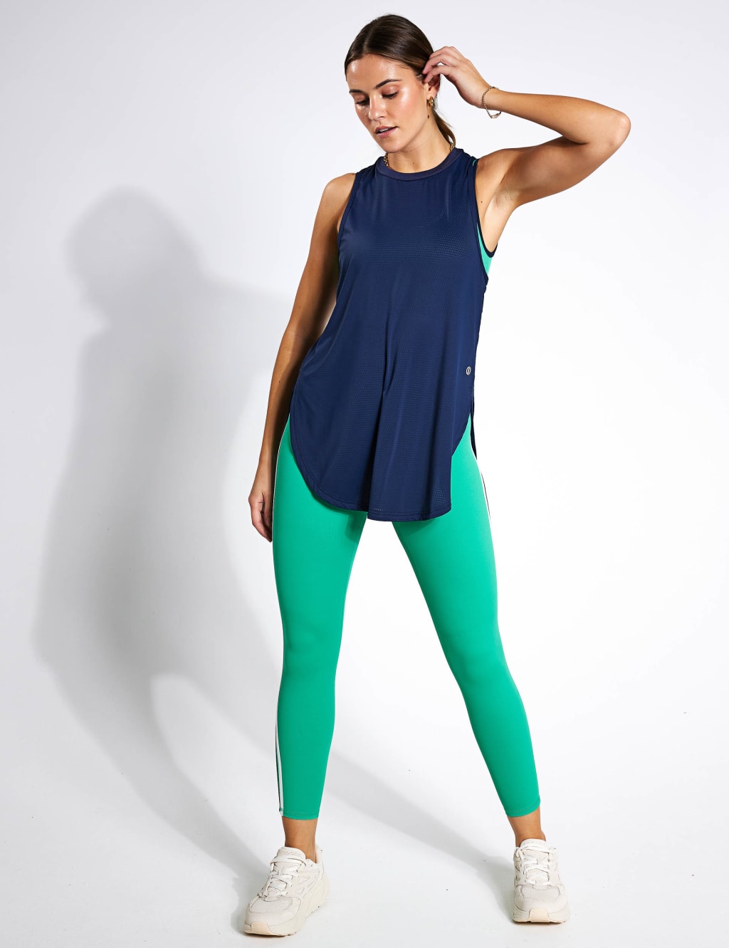 Zela Crew Neck Relaxed Vest Top image 2