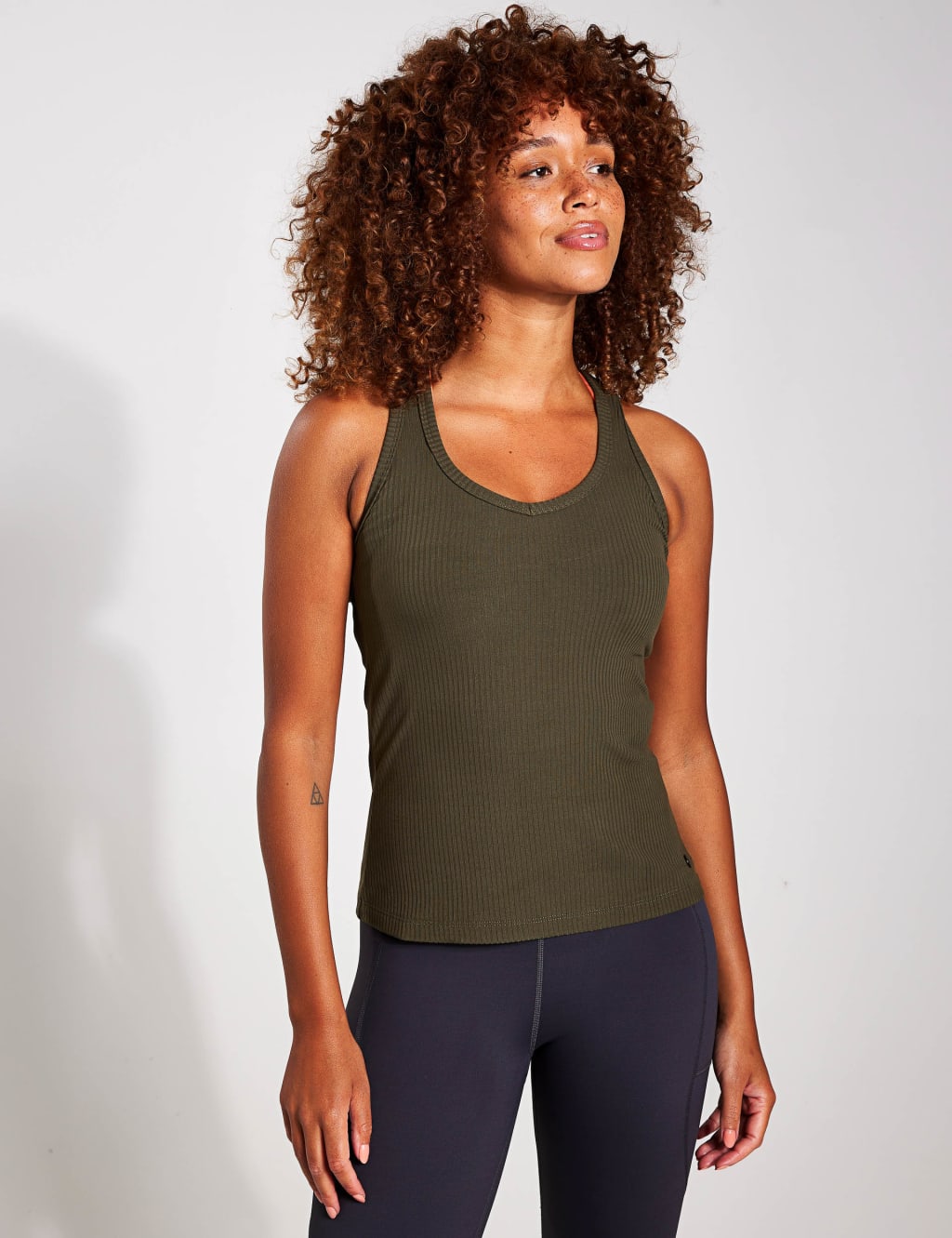 72 Pieces Sofra Ladies Light Weight Athletic Tank Top In Olive - Womens  Camisoles & Tank Tops - at 