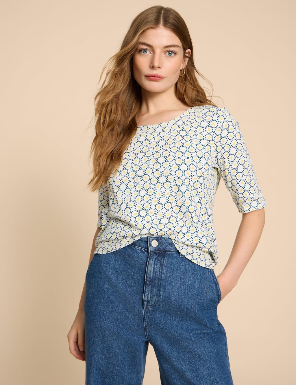 Euro Graphic 3/4 Sleeve Top (M)