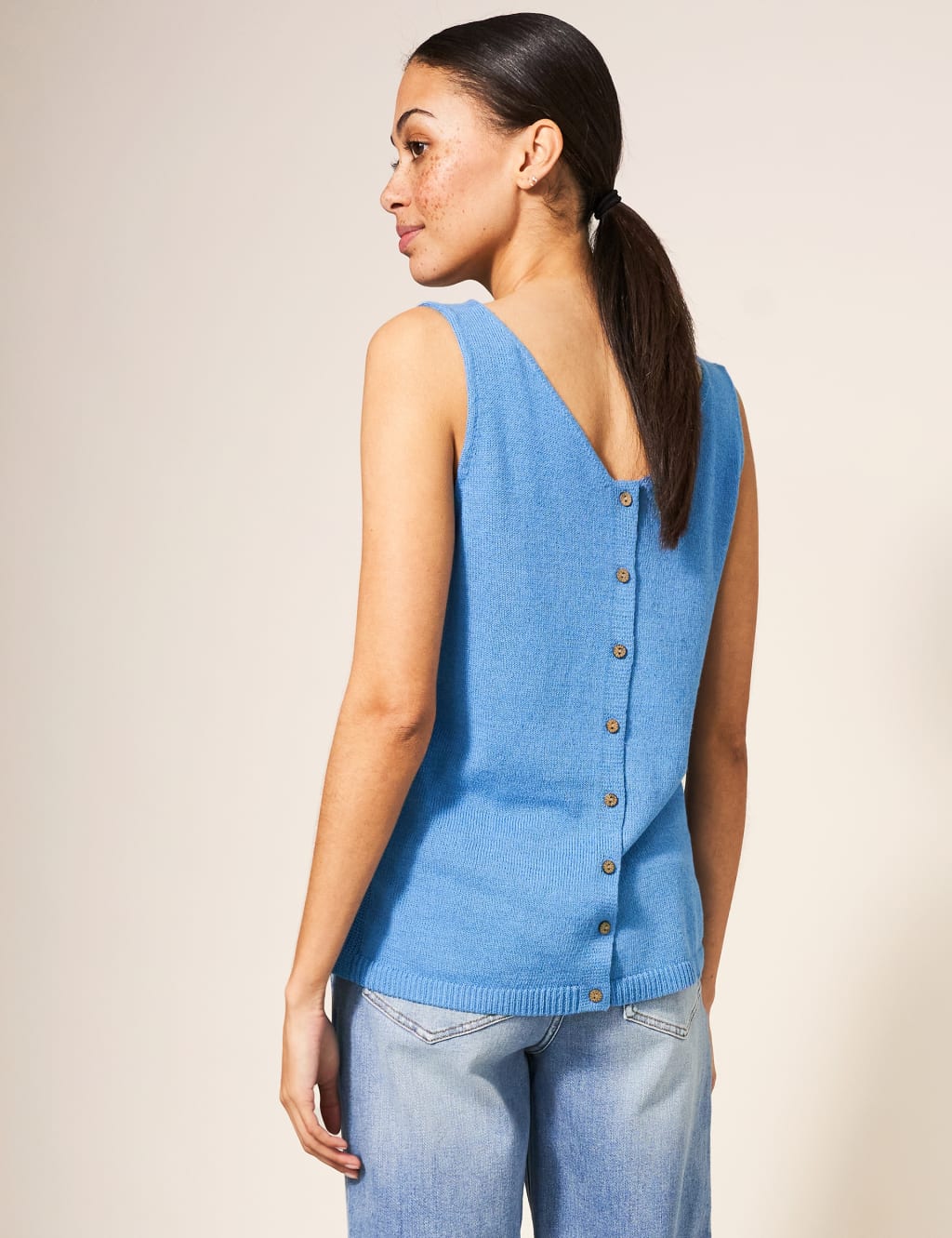 Linen Blend V-Neck Knitted Vest image 2