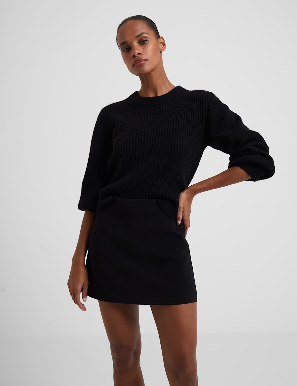 Ribbed Crew Neck Cropped Jumper image 2