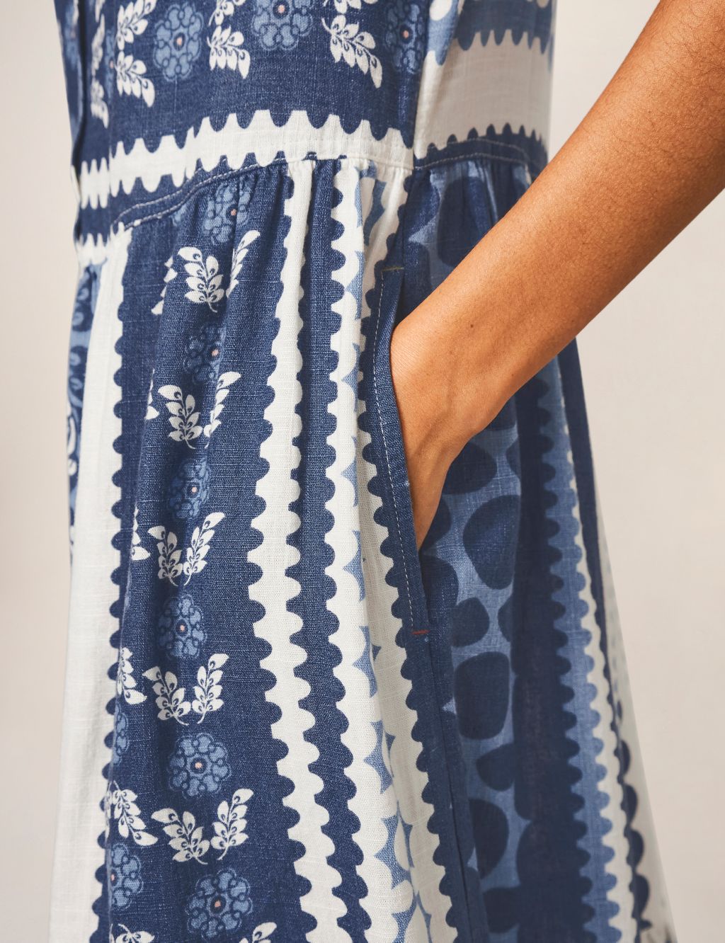 Linen Blend Printed Midi Tiered Dress image 4
