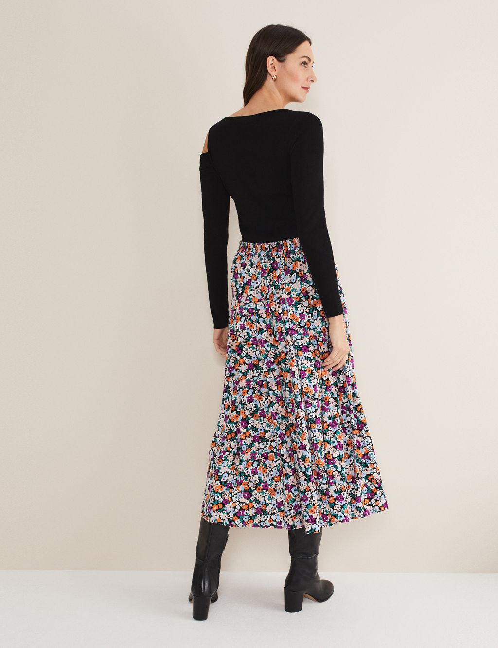 Floral Pleated Midi Skirt image 3