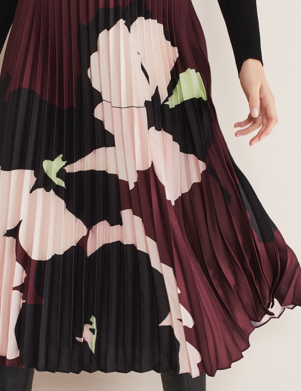 Satin Floral Pleated Midi Skirt image 3