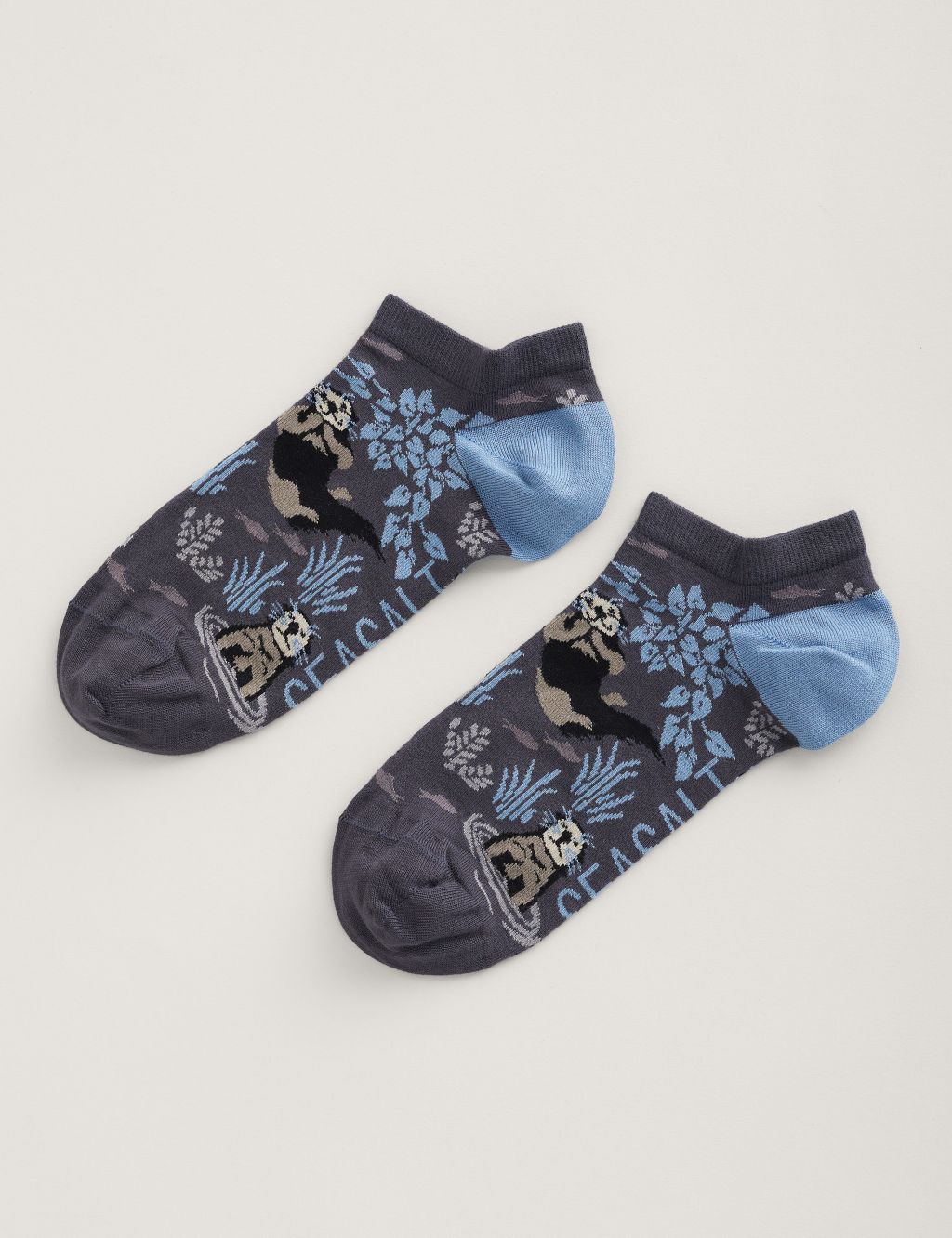 Otter Pattern Trainer Socks