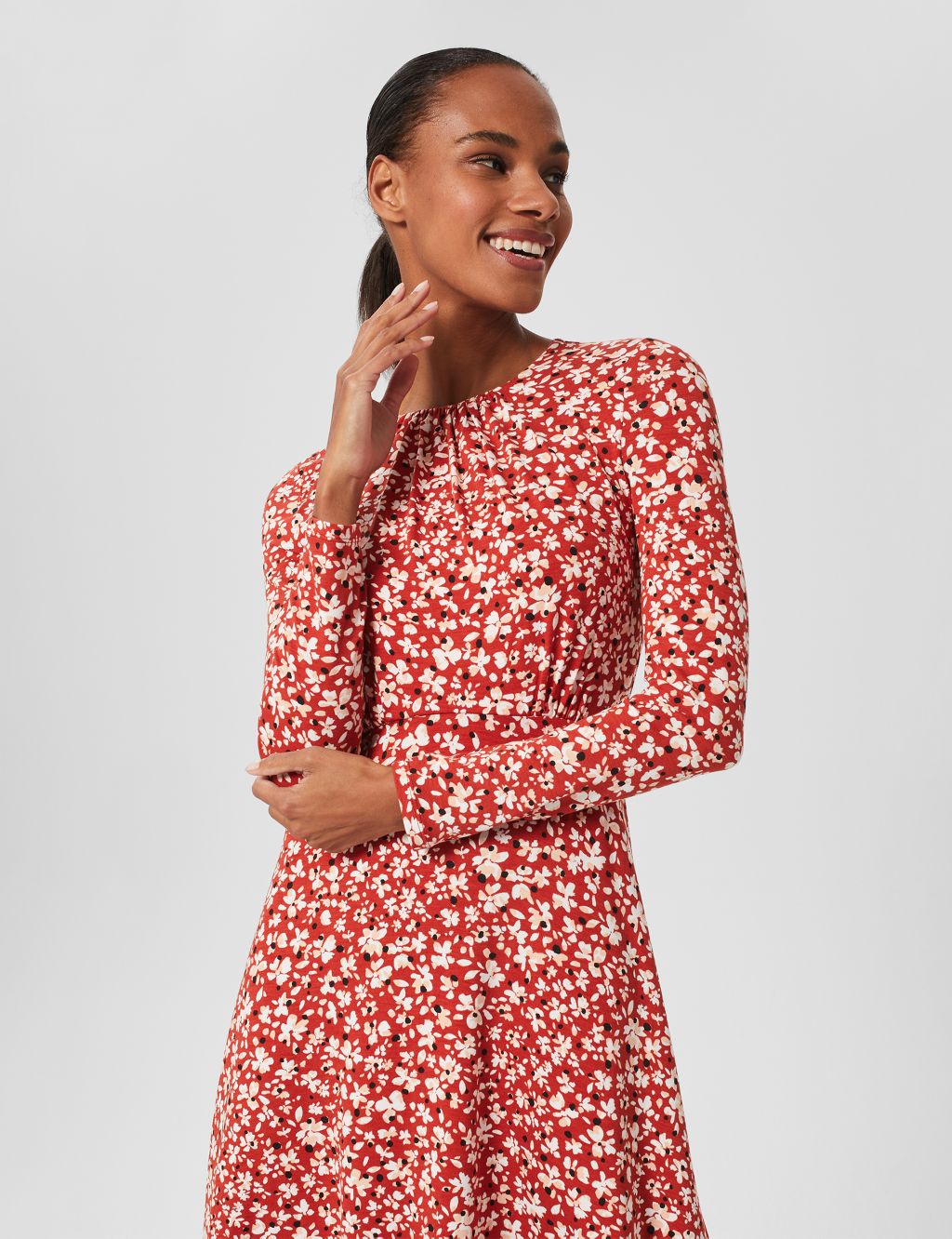 Jersey Floral Round Neck Midi Waisted Dress image 3