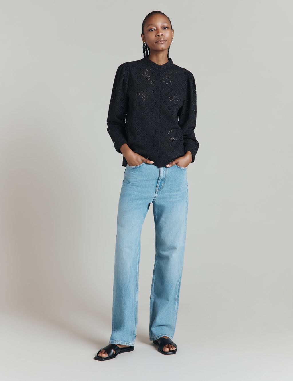 MSC-0525 BLACK BUTTON BLOUSE