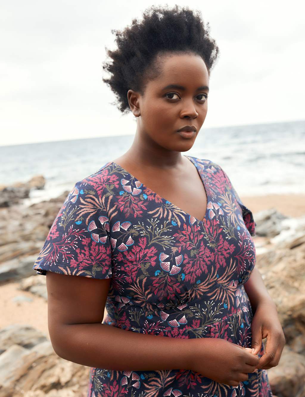 Organic Cotton Printed V-Neck Midi Dress image 5