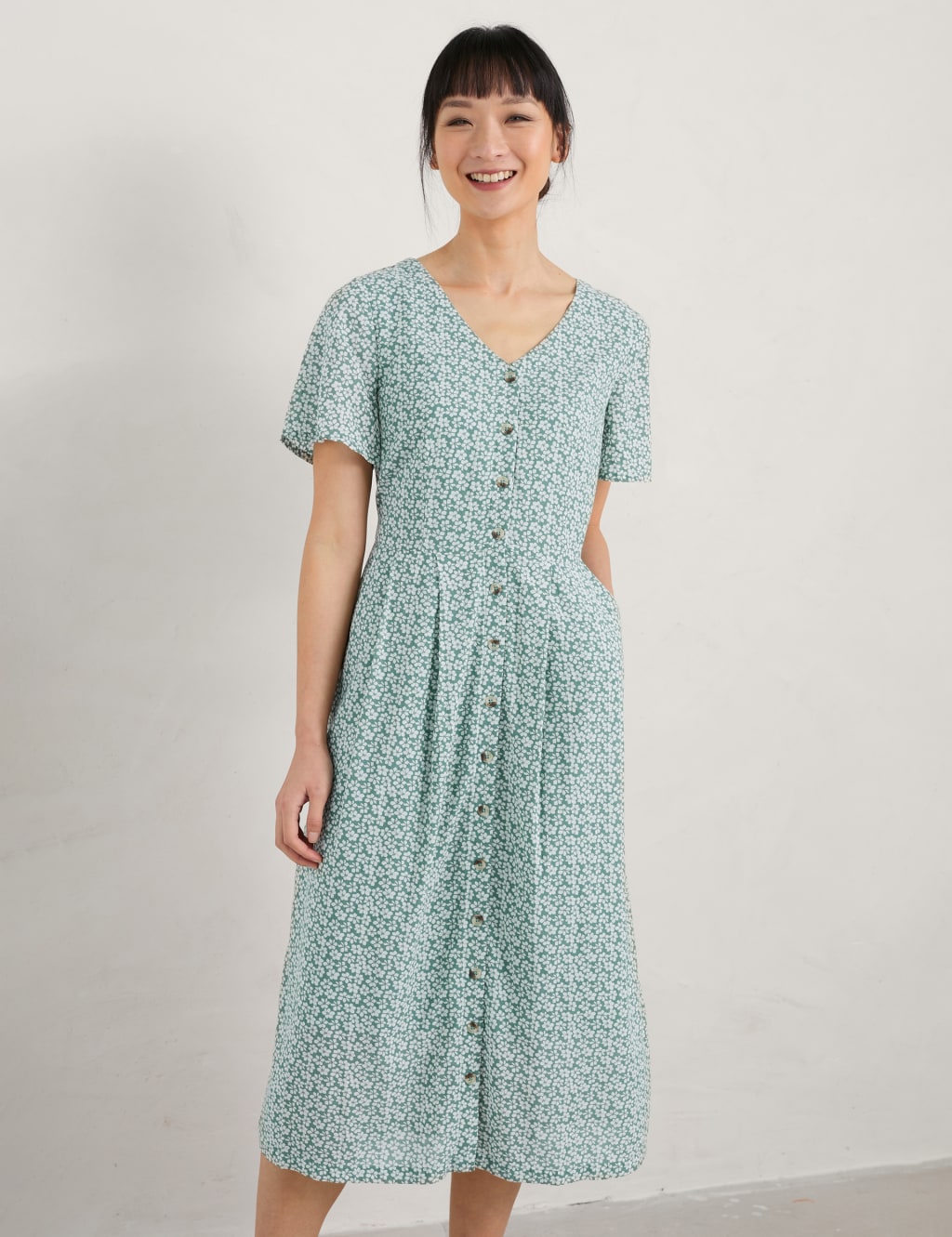 Cotton Blend Floral V-Neck Midi Dress image 2
