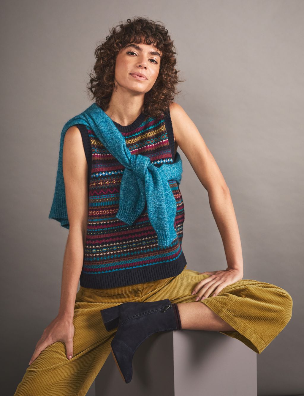 Merino Wool Rich Fair Isle Knitted Vest image 4