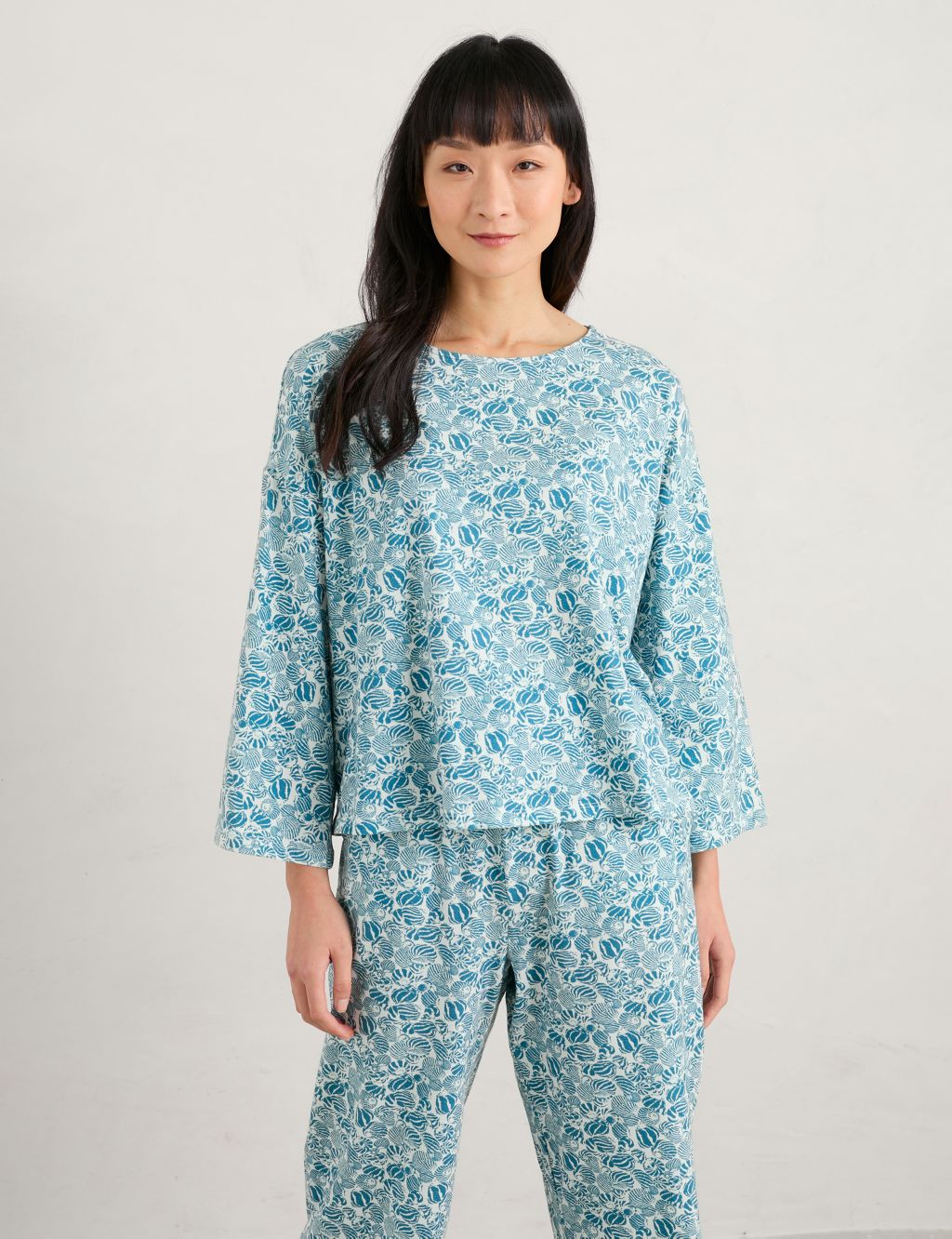 Cotton Rich Shell Print Cropped Pyjama Set image 2