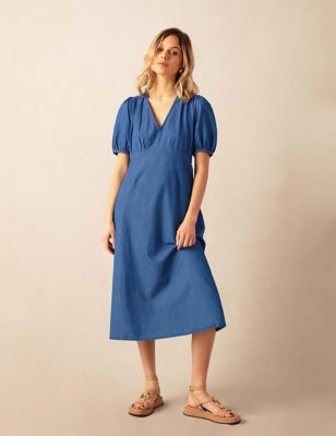 Ro&Zo Womens Pure Cotton V-Neck Midi Shirred Dress - 10PET - Blue Denim, Blue Denim