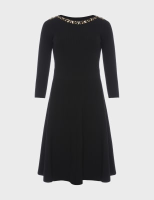 Hobbs ven Dresses