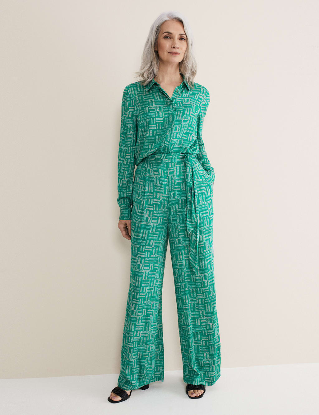 Printed Elasticated Waist Wide Leg Trousers image 3