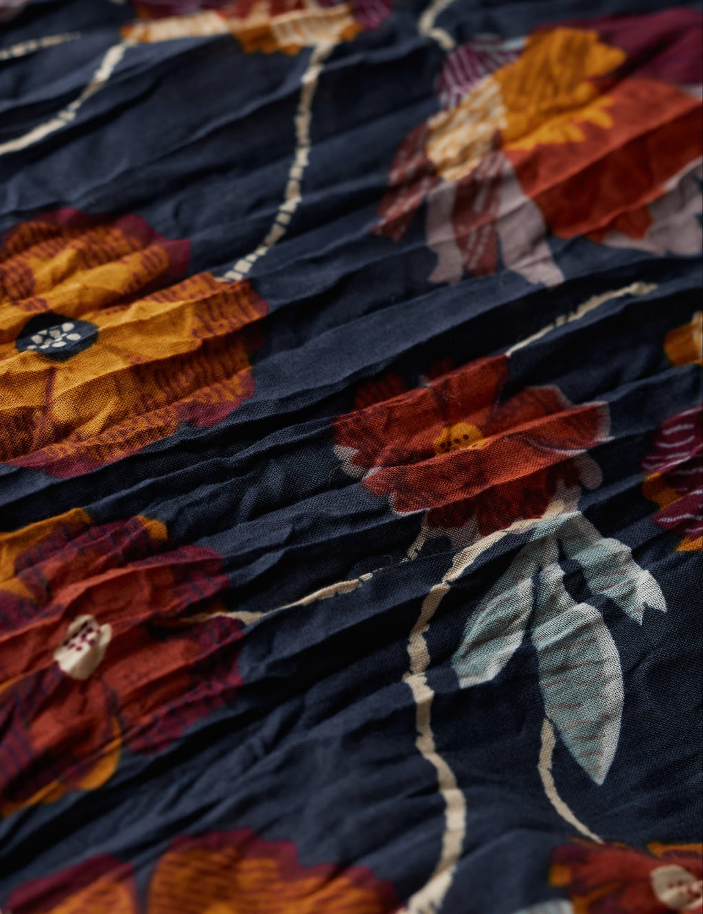 Organic Cotton Floral Textured Collared Shirt image 5
