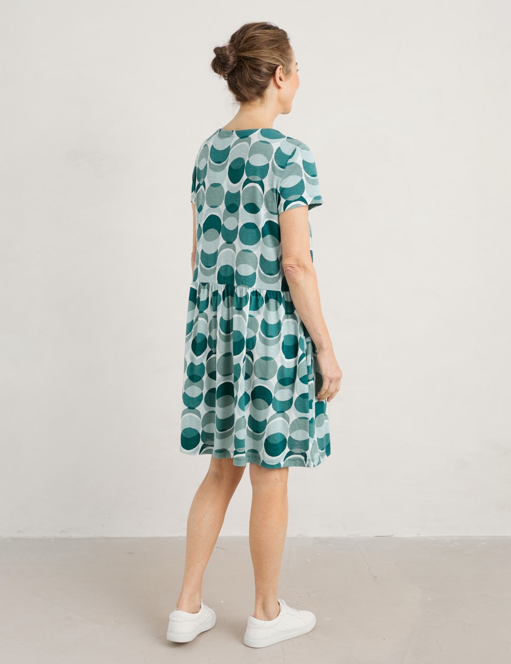 Jersey Printed Knee Length Waisted Dress image 4