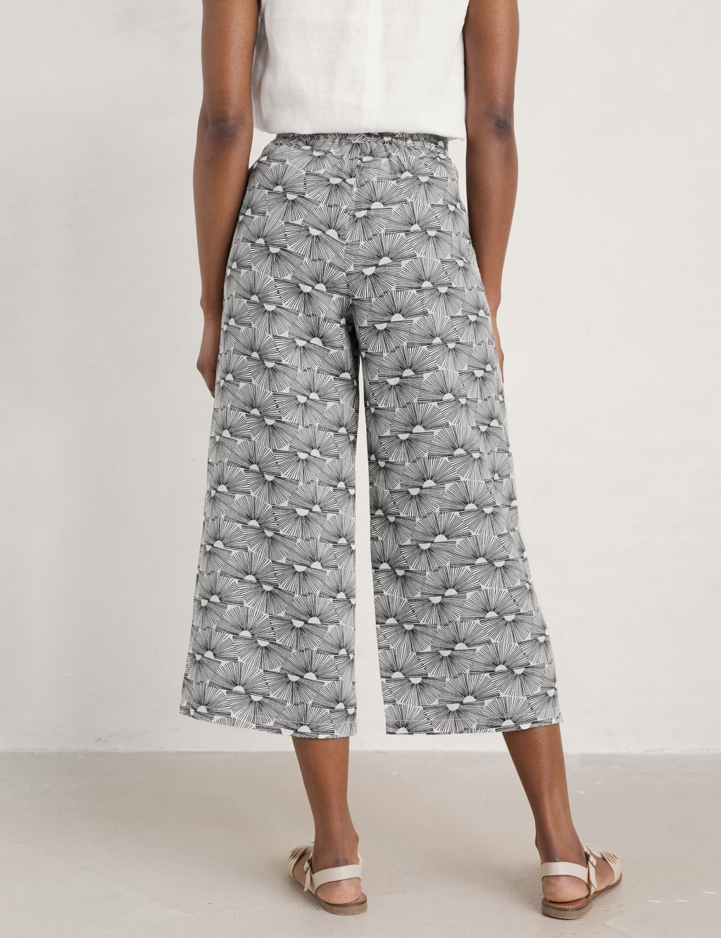 Pure Linen Printed Culottes image 4