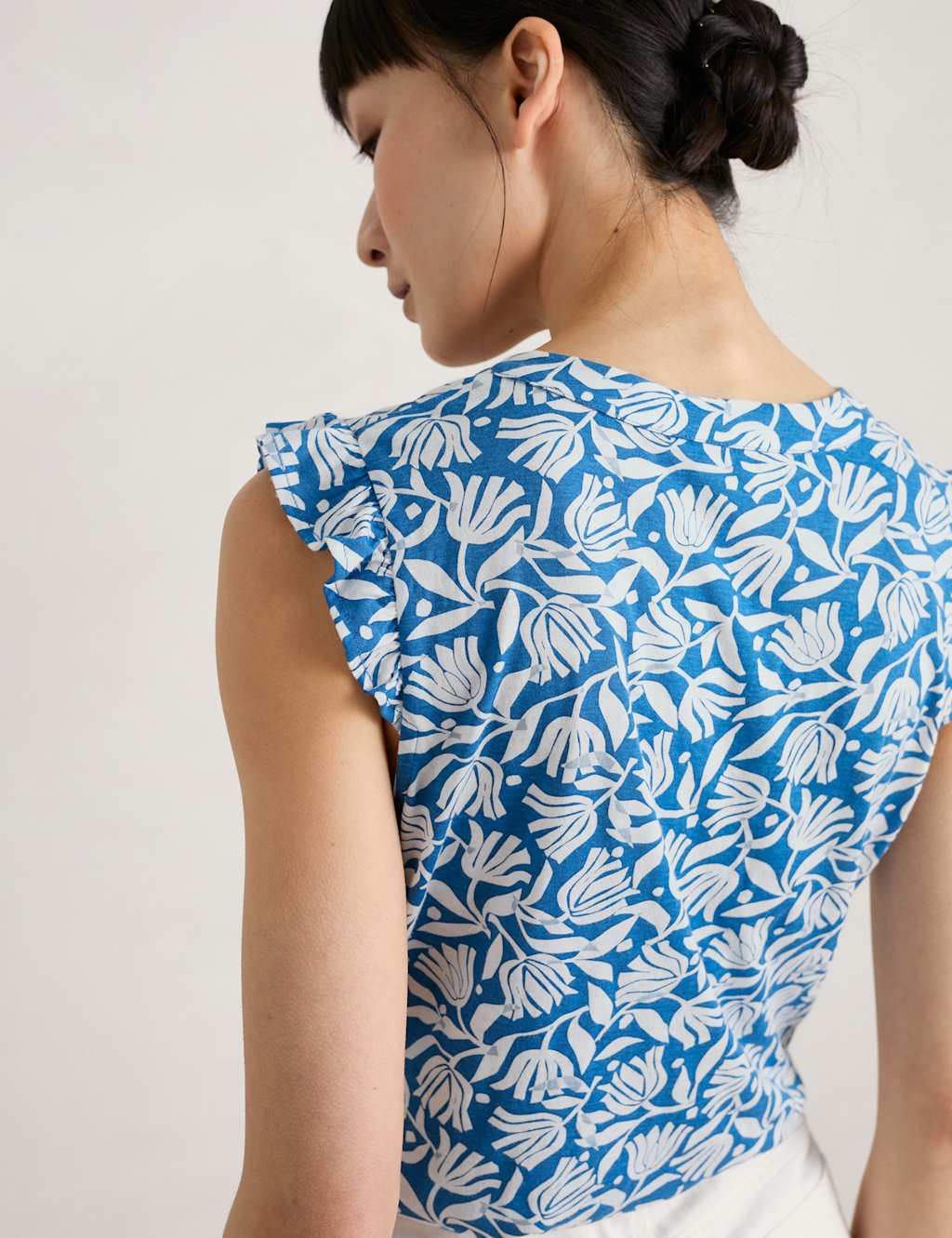 Page 4 Women’s Sleeveless Tops M&S