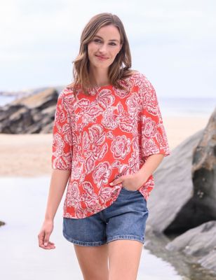 Celtic & Co. Women's Floral T-Shirt - 8 - Red Mix, Red Mix