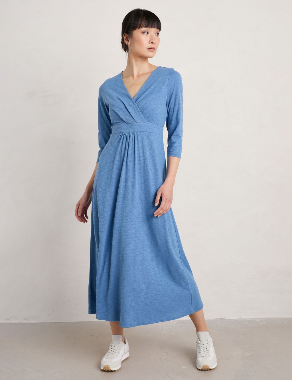 Organic Cotton V-Neck Midi Waisted Dress image 3