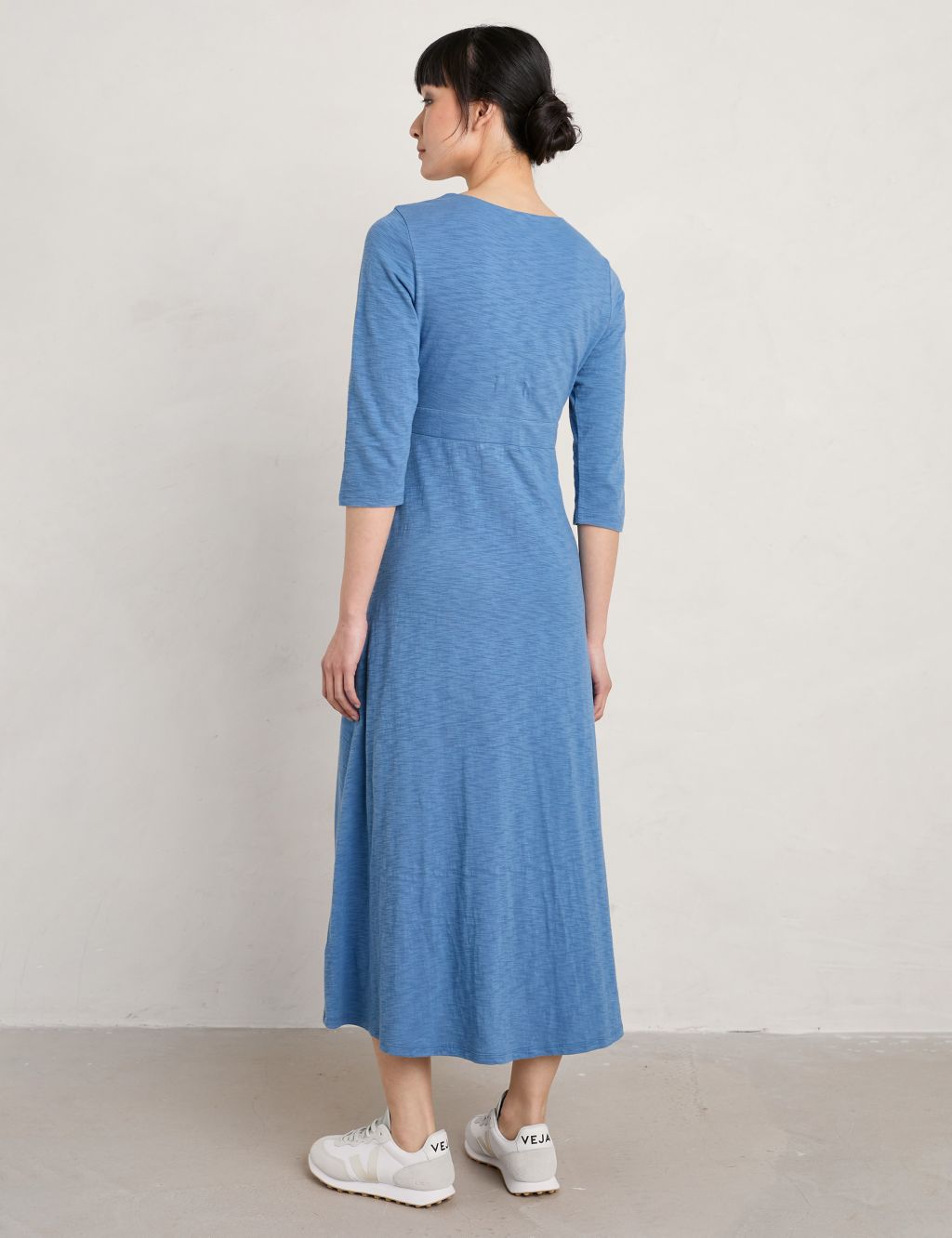 Organic Cotton V-Neck Midi Waisted Dress image 4