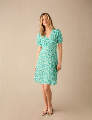 Ro&Zo Women's Floral V-Neck Knee Length Tea Dress - 16 - Green Mix, Green Mix