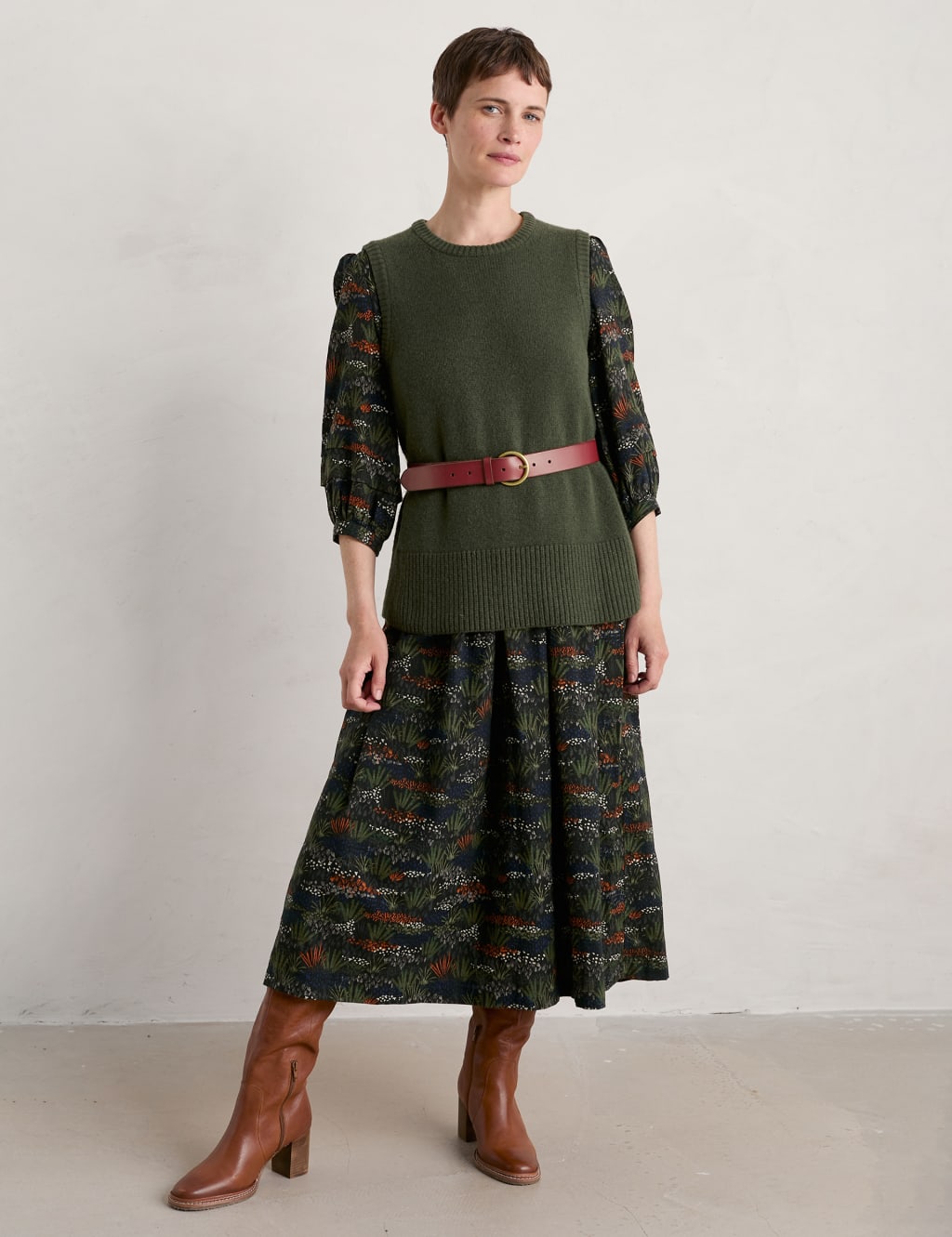 Merino Wool Rich Crew Neck Knitted Vest image 3