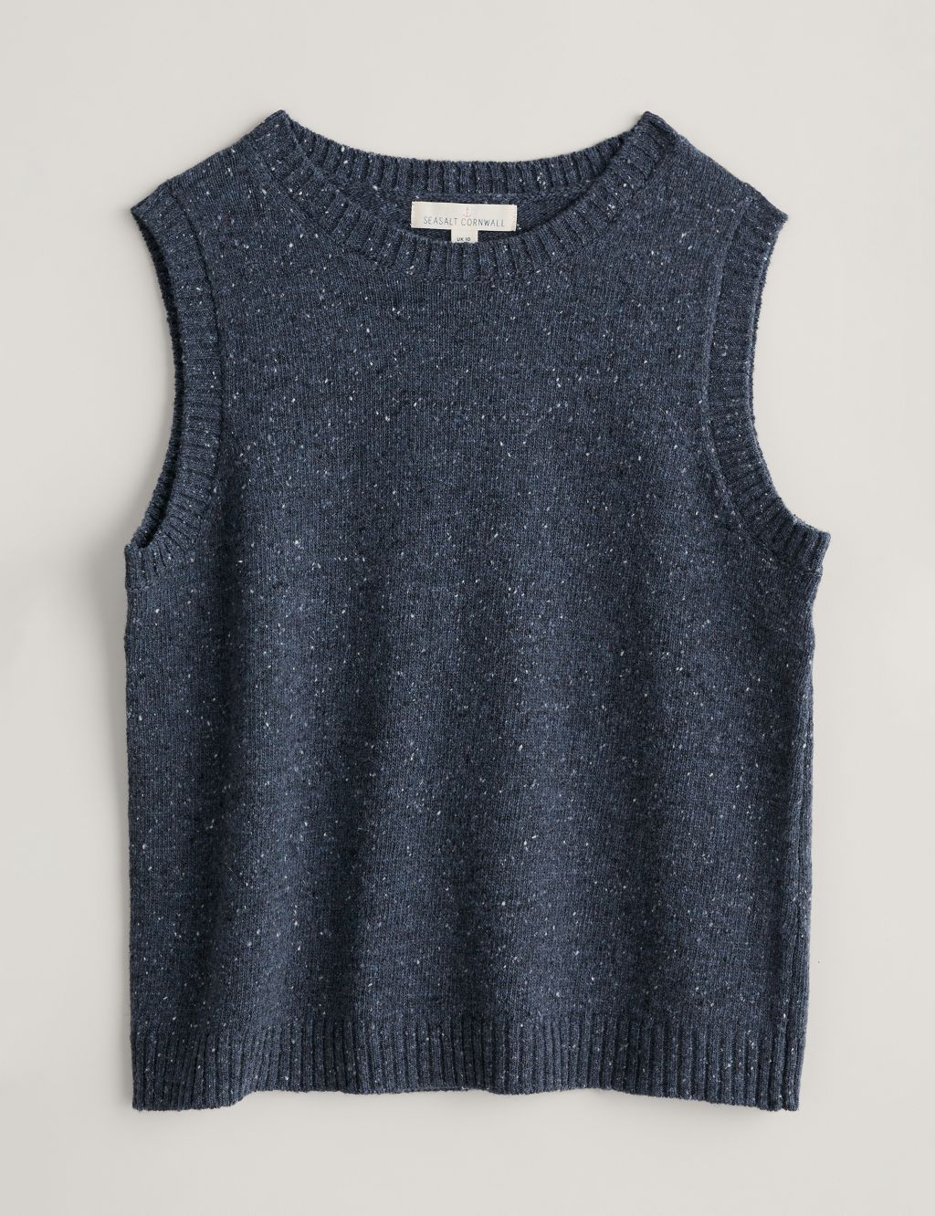 Lambswool Rich Crew Neck Knitted Vest image 2
