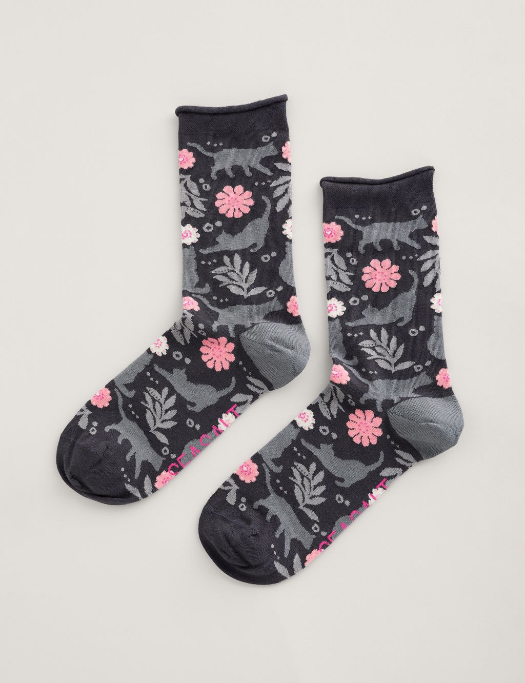 Cat and Floral Ankle High Socks
