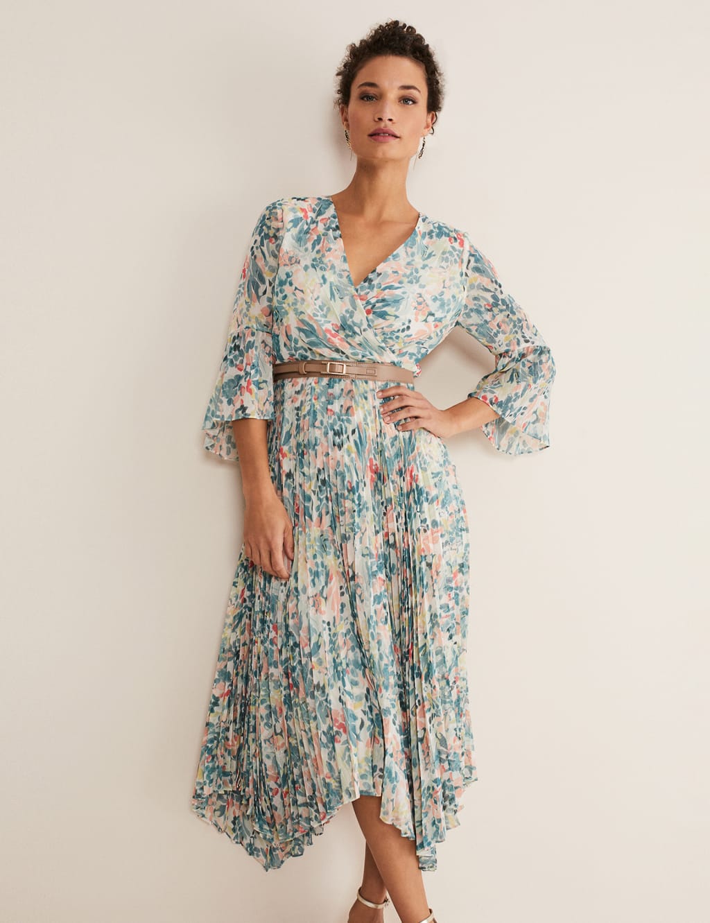 Floral V-Neck Pleated Midi Tea Dress image 2