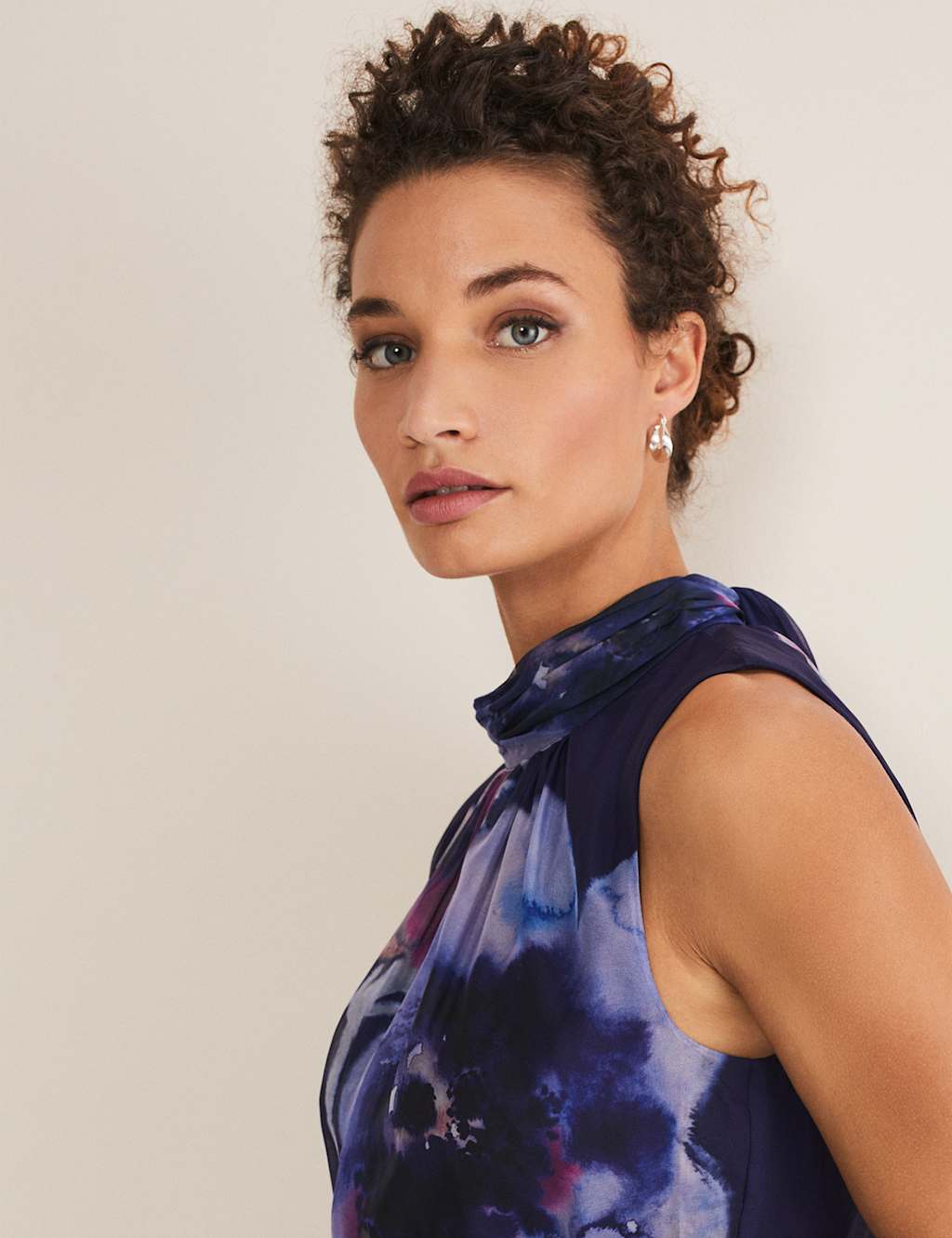 Chiffon Floral Tie Neck Midi Tea Dress image 5