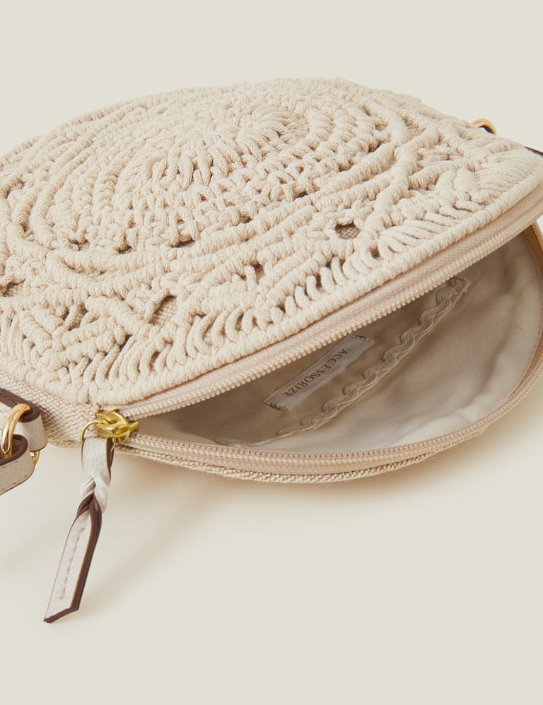 Macrame Circle Cross Body Bag 4 of 4