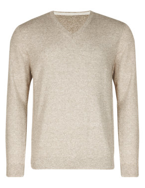 Made In Italy Cashmere Blend V-Neck Jumper with Linen Image 2 of 3