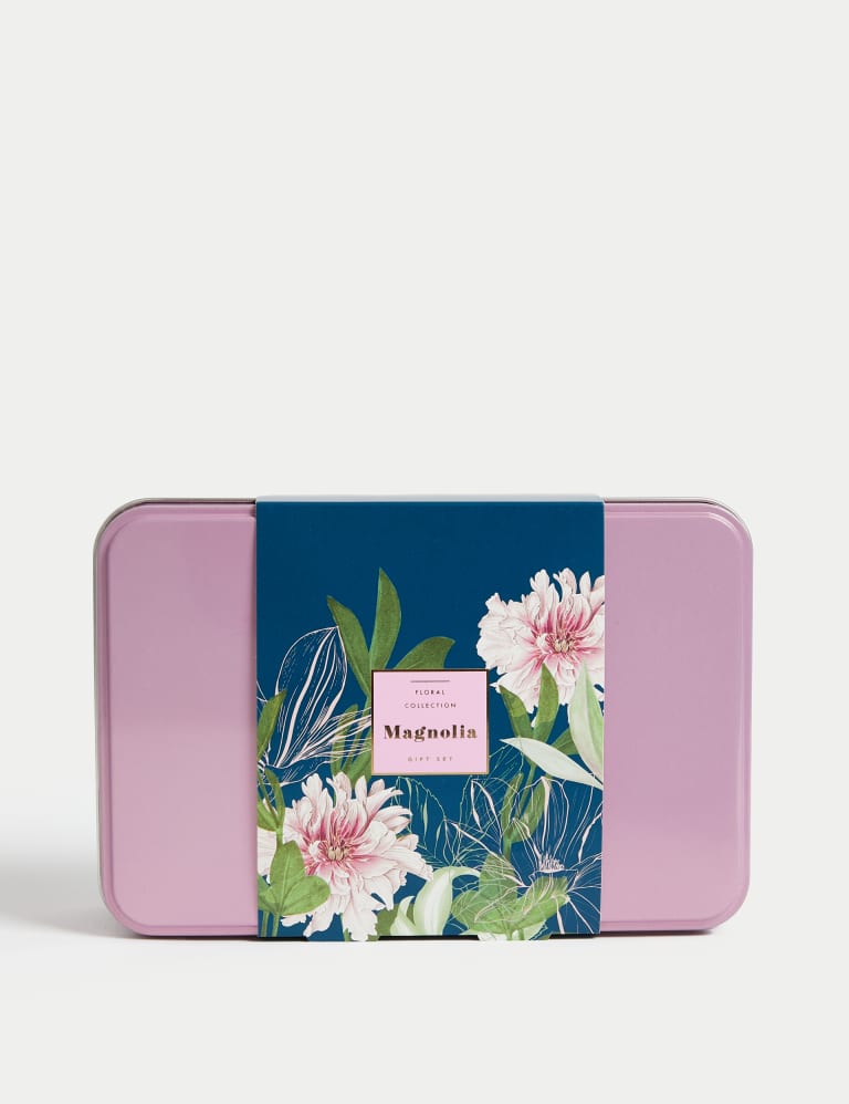 Magnolia Gift Set 3 of 5