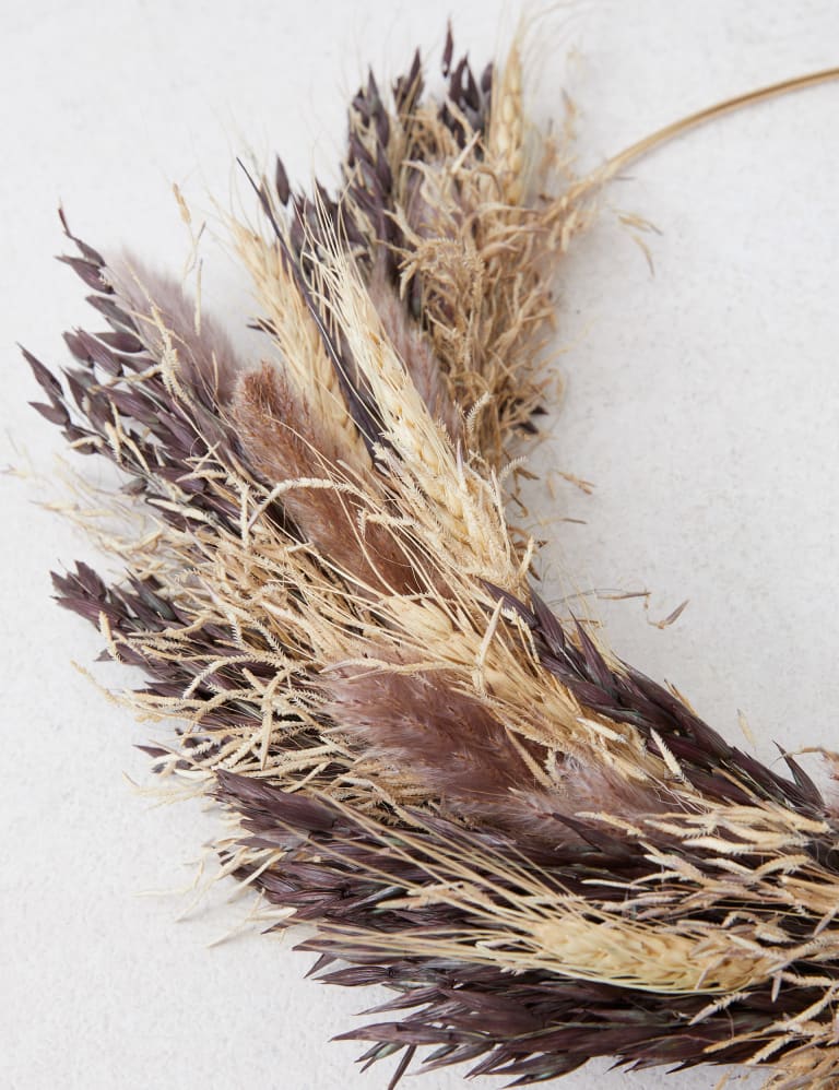 Make Your Own Dried Flower Wreath 5 of 5