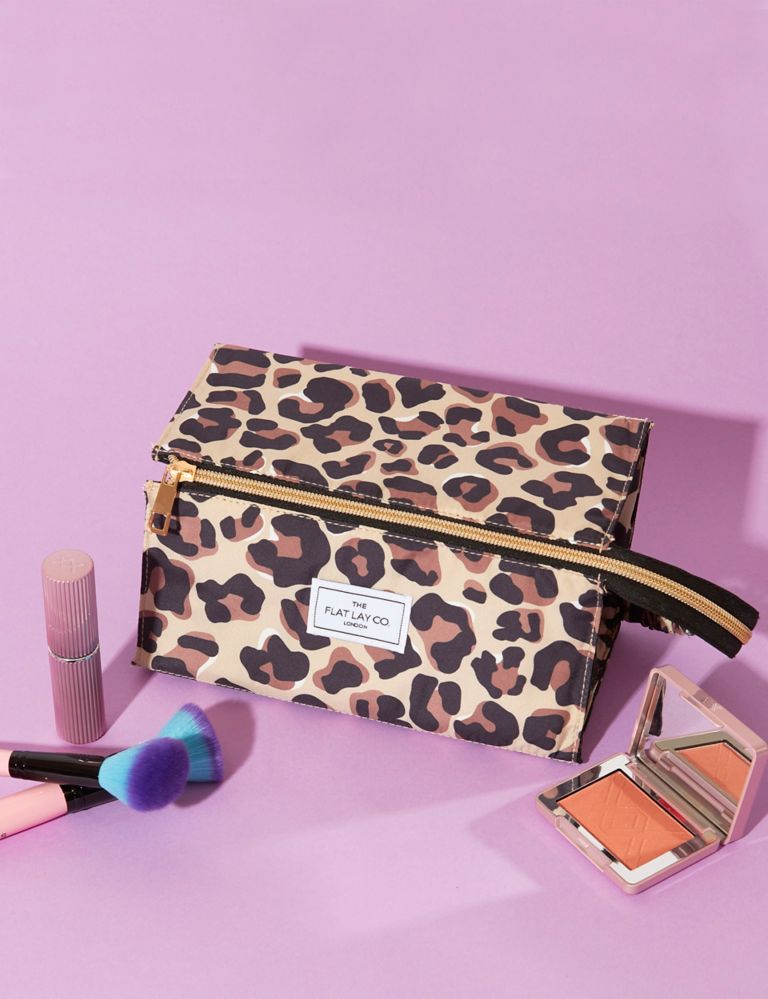 Makeup Box Bag In Leopard Print 5 of 5