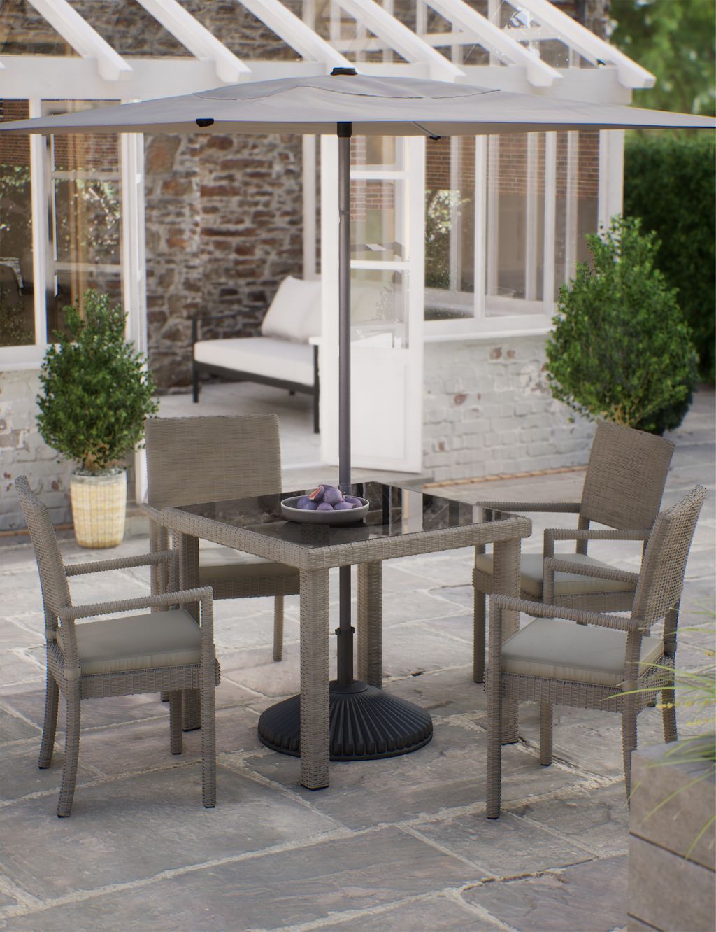 Marlow 4 Seater Garden Table and Chairs 3 of 8