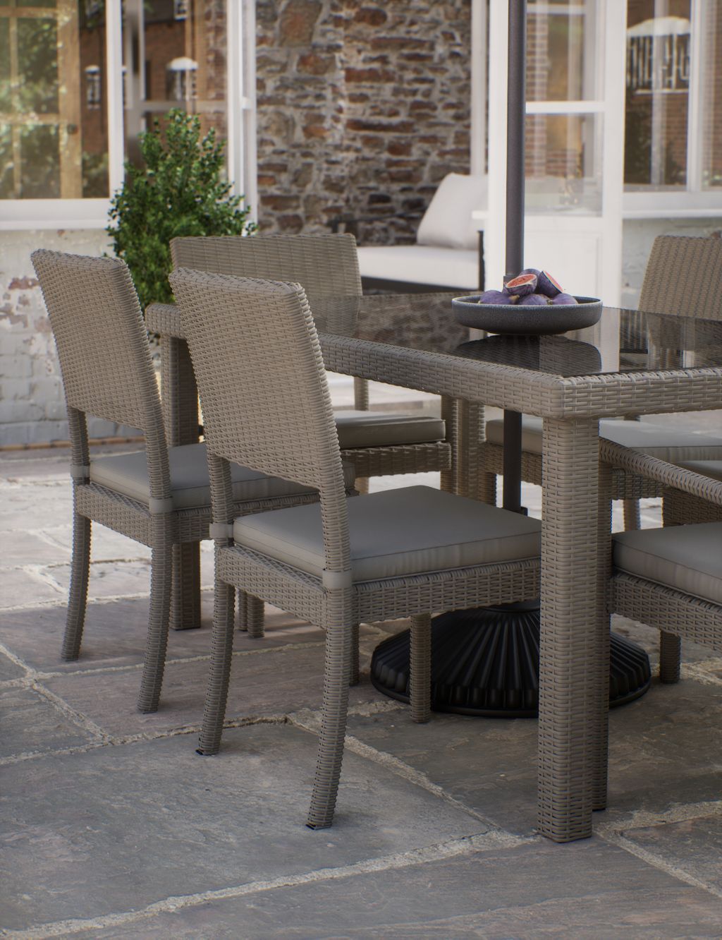 Marlow 6 Seater Rattan Effect Garden Dining Table & Chairs 7 of 8